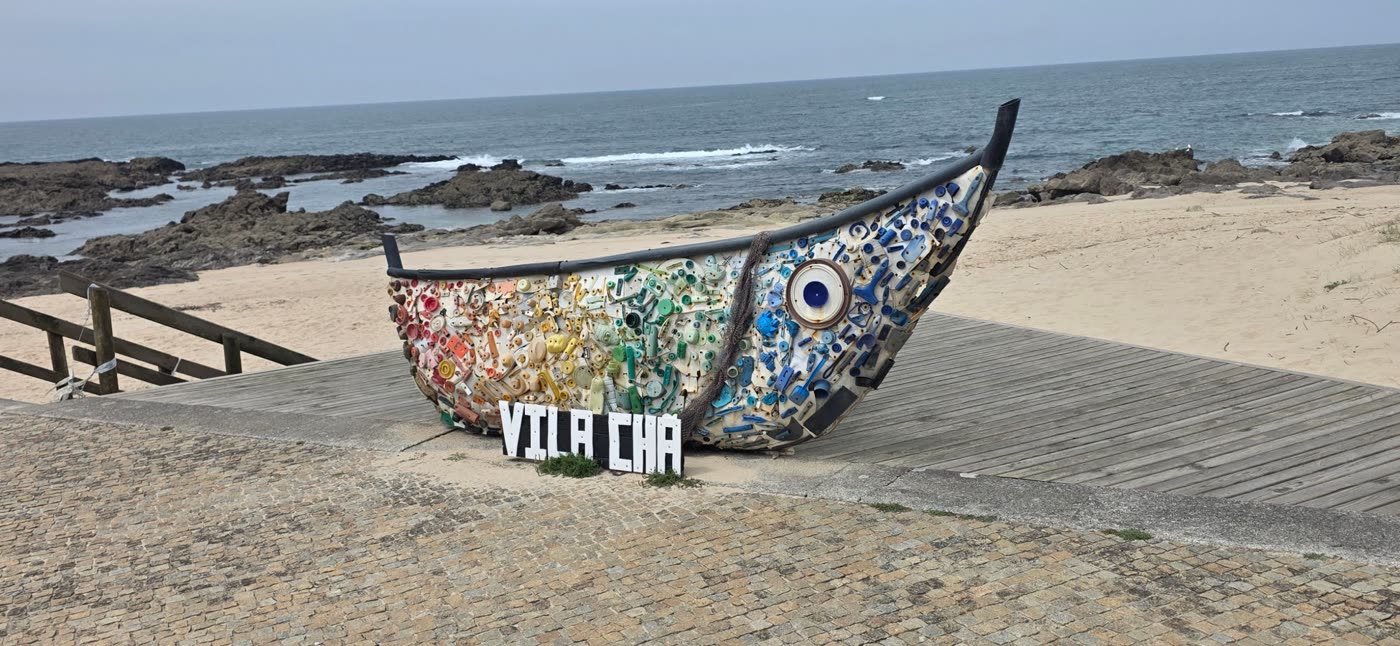 Boat sculpture made of recycled plastic at Vila Chã